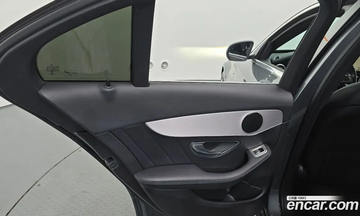 Mercedes-Benz C-Class 2018 2.0 автомат (гидро), фото 15