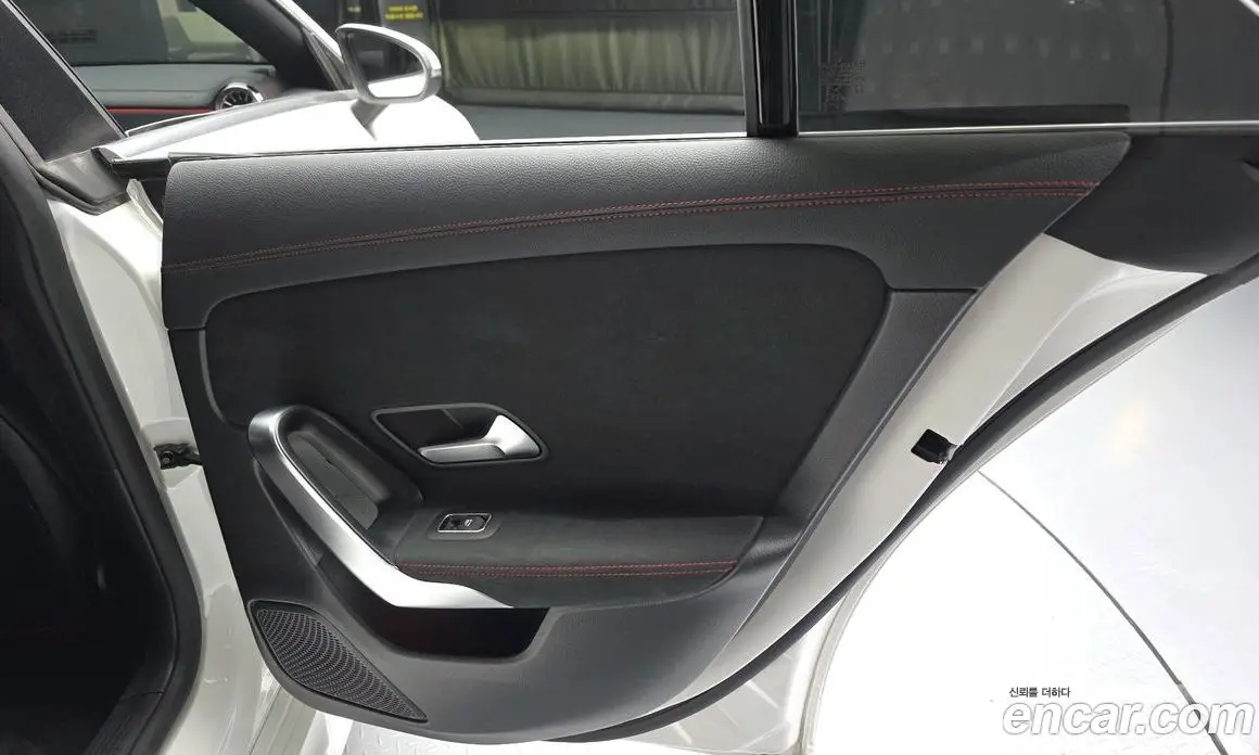 Mercedes-Benz CLA-Class 2021 2.0 автомат (гидро), фото 15