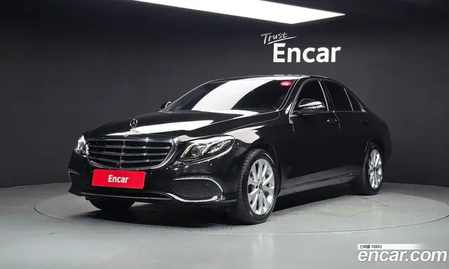 Mercedes-Benz E-Class, 2017, 105 046 км