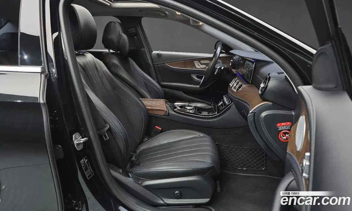 Mercedes-Benz E-Class 2017 2.0 автомат (гидро), фото 17