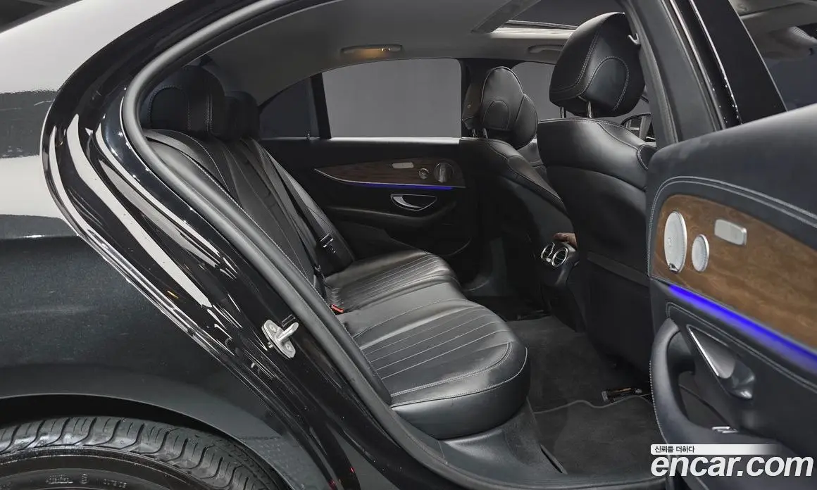 Mercedes-Benz E-Class 2017 2.0 автомат (гидро), фото 18