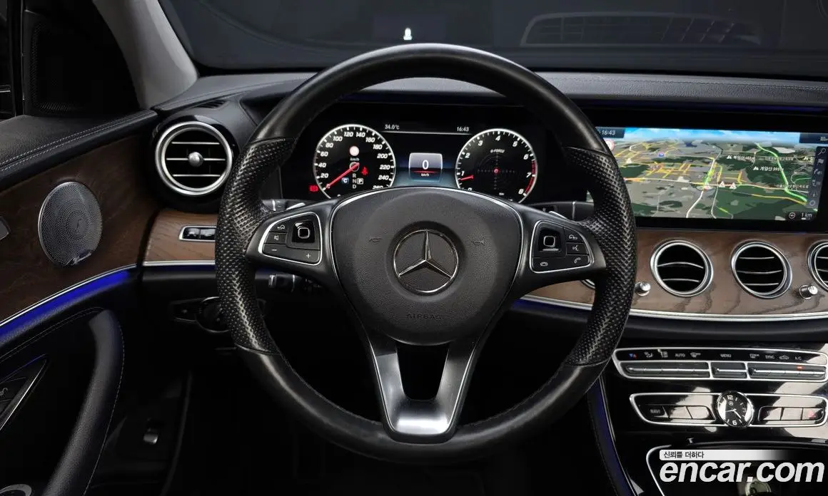 Mercedes-Benz E-Class 2017 2.0 автомат (гидро), фото 20
