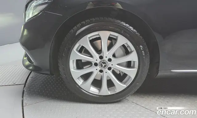 Mercedes-Benz E-Class 2017 2.0 автомат (гидро), миниатюра 5