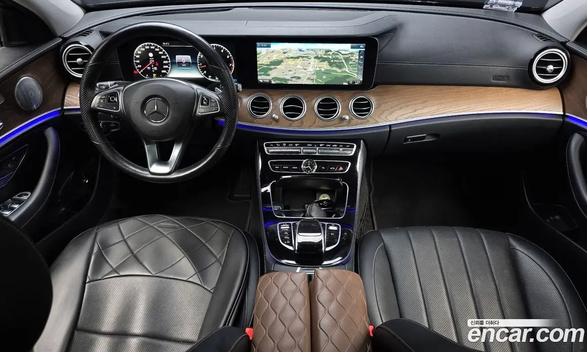 Mercedes-Benz E-Class 2017 2.0 автомат (гидро), фото 10