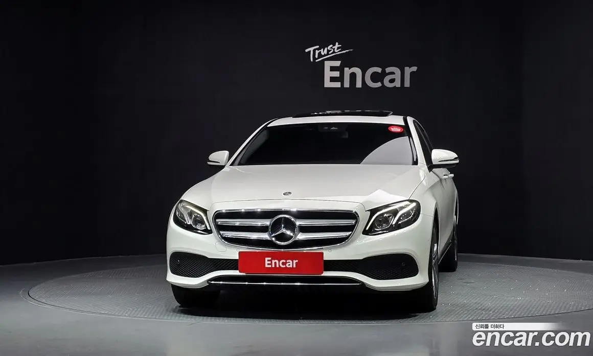 Mercedes-Benz E-Class 2019 1.9 автомат (гидро), фото 3 Mercedes-Benz E-Class 2019 1.9 автомат (гидро), фото 3