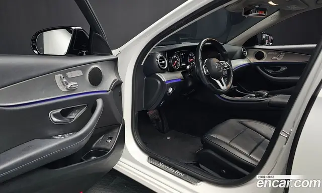 Mercedes-Benz E-Class 2020 2.0 автомат (гидро), миниатюра 12