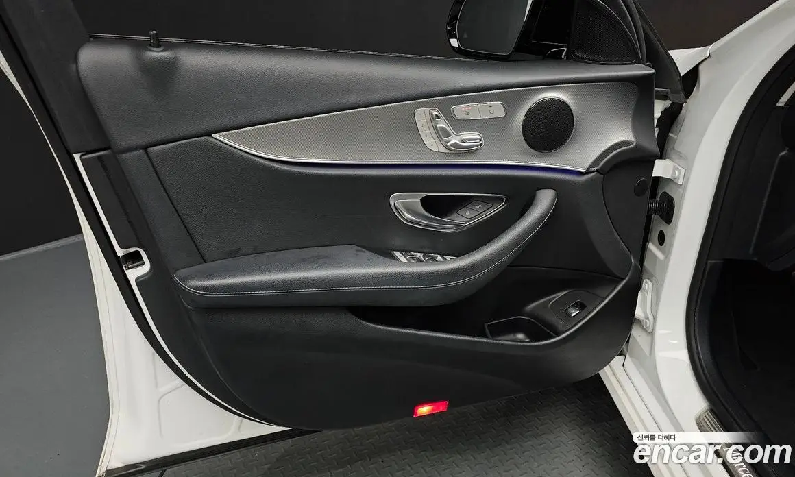 Mercedes-Benz E-Class 2020 2.0 автомат (гидро), фото 13