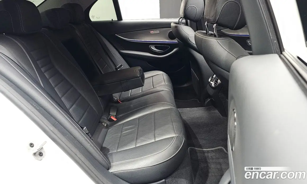 Mercedes-Benz E-Class 2020 2.0 автомат (гидро), фото 16