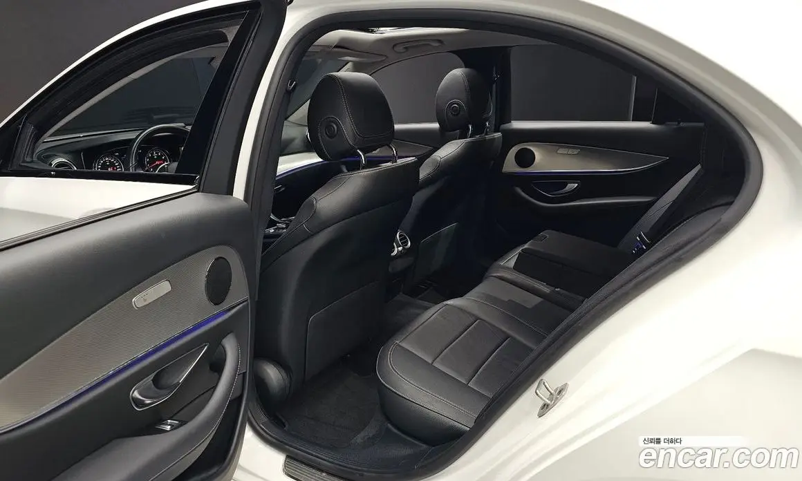 Mercedes-Benz E-Class 2020 2.0 автомат (гидро), фото 17