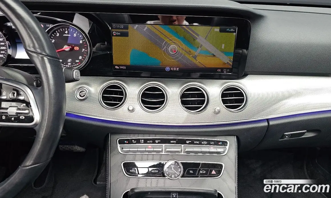 Mercedes-Benz E-Class 2020 2.0 автомат (гидро), фото 19