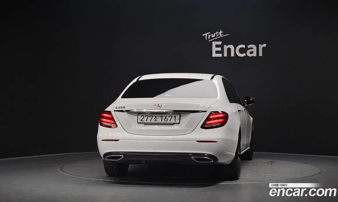 Mercedes-Benz E-Class 2020 2.0 автомат (гидро), фото 3