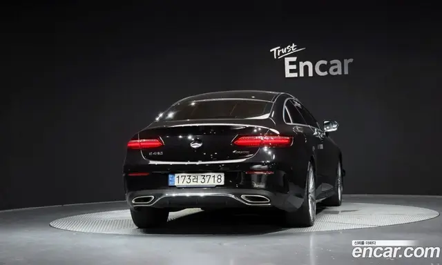 Mercedes-Benz E-Class 2021 3.0 автомат (гидро), миниатюра 4
