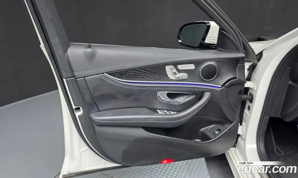 Mercedes-Benz E-Class 2021 1.9 автомат (гидро), фото 14