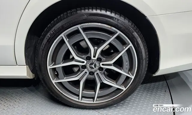 Mercedes-Benz E-Class 2021 1.9 автомат (гидро), миниатюра 7