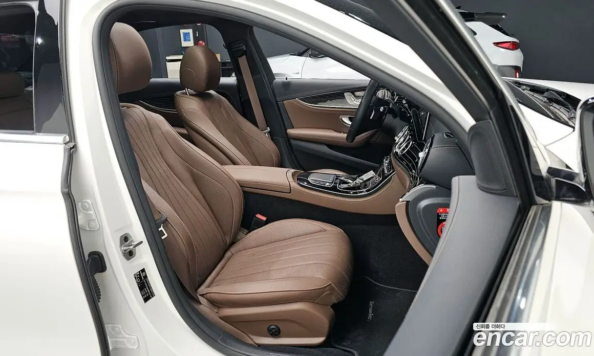 Mercedes-Benz E-Class 2022 3.0 автомат (гидро), фото 15 Mercedes-Benz E-Class 2022 3.0 автомат (гидро), фото 15