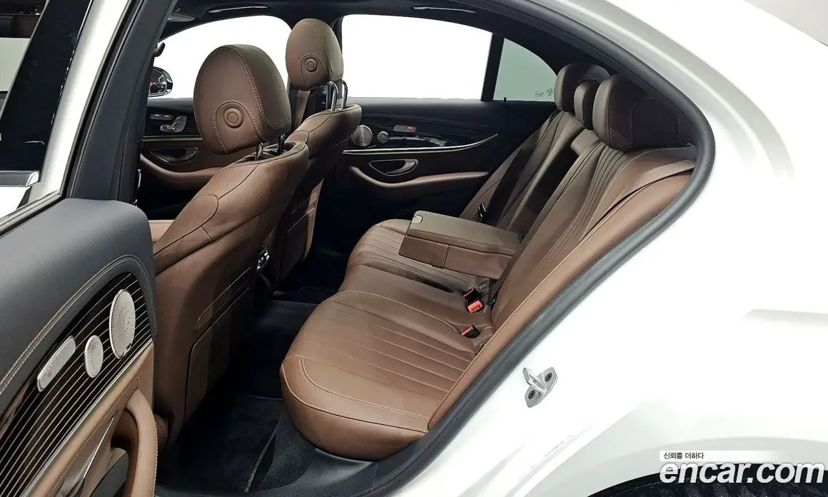 Mercedes-Benz E-Class 2022 3.0 автомат (гидро), фото 16 Mercedes-Benz E-Class 2022 3.0 автомат (гидро), фото 16