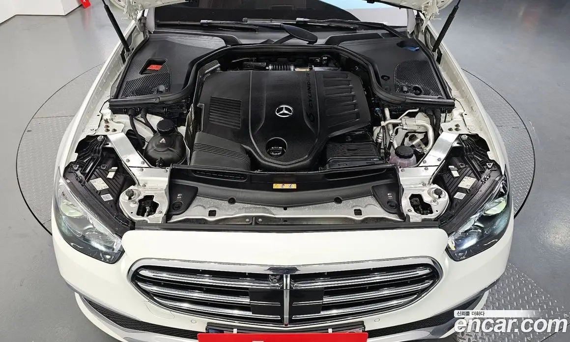 Mercedes-Benz E-Class 2022 3.0 автомат (гидро), фото 5 Mercedes-Benz E-Class 2022 3.0 автомат (гидро), фото 5