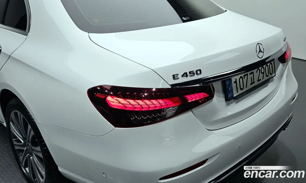 Mercedes-Benz E-Class 2022 3.0 автомат (гидро), фото 8 Mercedes-Benz E-Class 2022 3.0 автомат (гидро), фото 8