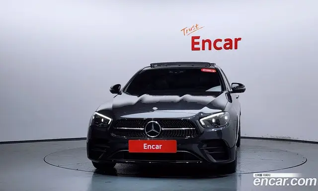 Mercedes-Benz E-Class 2023 2.0 автомат (гидро), миниатюра 2