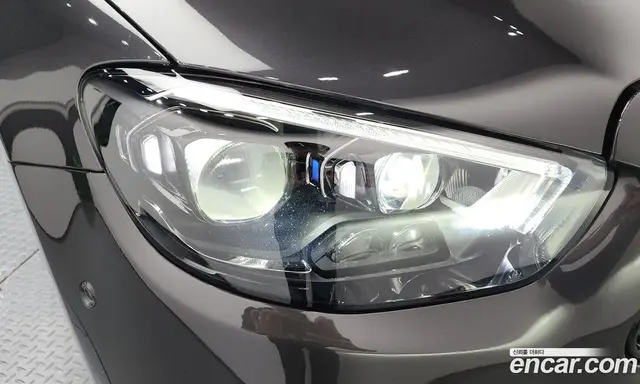 Mercedes-Benz E-Class 2023 2.0 автомат (гидро), миниатюра 7