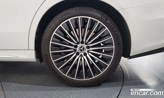 Mercedes-Benz E-Class 2024 3.0 автомат (гидро), миниатюра 6 Mercedes-Benz E-Class 2024 3.0 автомат (гидро), миниатюра 6
