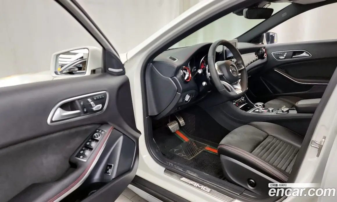 Mercedes-Benz GLA-Class 2019 2.0 автомат (гидро), фото 13 Mercedes-Benz GLA-Class 2019 2.0 автомат (гидро), фото 13