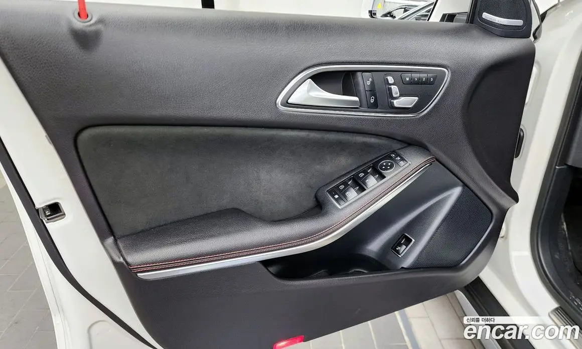 Mercedes-Benz GLA-Class 2019 2.0 автомат (гидро), фото 14 Mercedes-Benz GLA-Class 2019 2.0 автомат (гидро), фото 14