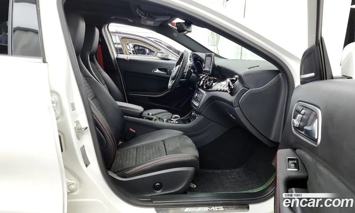 Mercedes-Benz GLA-Class 2019 2.0 автомат (гидро), фото 17 Mercedes-Benz GLA-Class 2019 2.0 автомат (гидро), фото 17