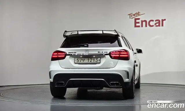 Mercedes-Benz GLA-Class 2019 2.0 автомат (гидро), миниатюра 4 Mercedes-Benz GLA-Class 2019 2.0 автомат (гидро), миниатюра 4