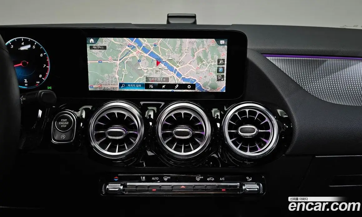 Mercedes-Benz GLA-Class 2021 2.0 автомат (гидро), фото 19