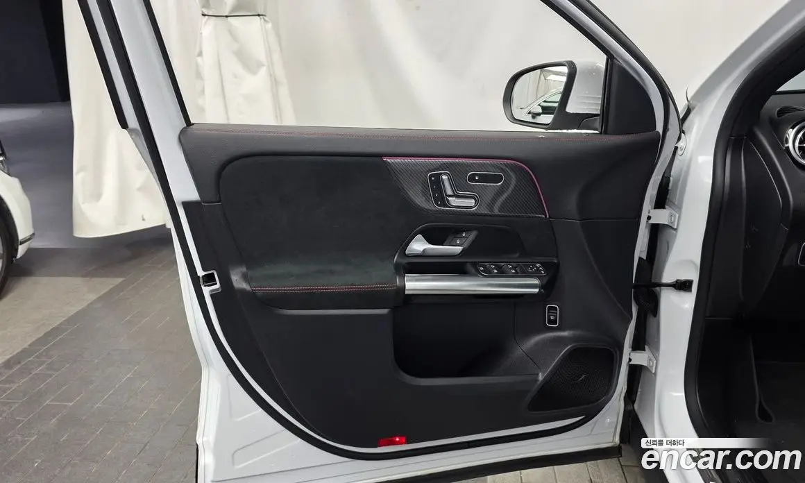 Mercedes-Benz GLA-Class 2022 2.0 автомат (гидро), фото 14 Mercedes-Benz GLA-Class 2022 2.0 автомат (гидро), фото 14