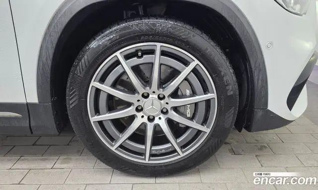 Mercedes-Benz GLA-Class 2022 2.0 автомат (гидро), миниатюра 5 Mercedes-Benz GLA-Class 2022 2.0 автомат (гидро), миниатюра 5