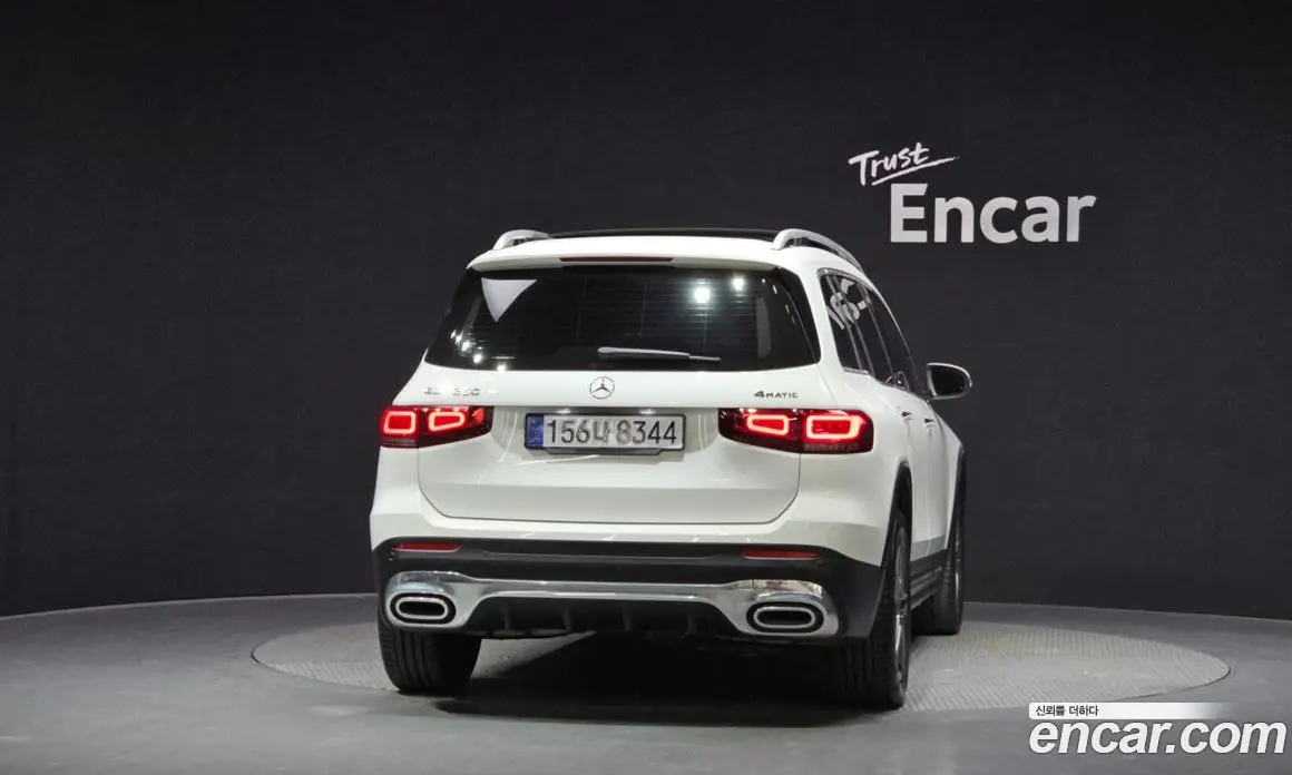 Mercedes-Benz GLB-Class 2022 2.0 автомат (гидро), фото 4 Mercedes-Benz GLB-Class 2022 2.0 автомат (гидро), фото 4