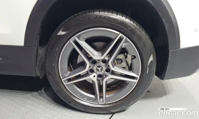 Mercedes-Benz GLB-Class 2022 2.0 автомат (гидро), миниатюра 7 Mercedes-Benz GLB-Class 2022 2.0 автомат (гидро), миниатюра 7