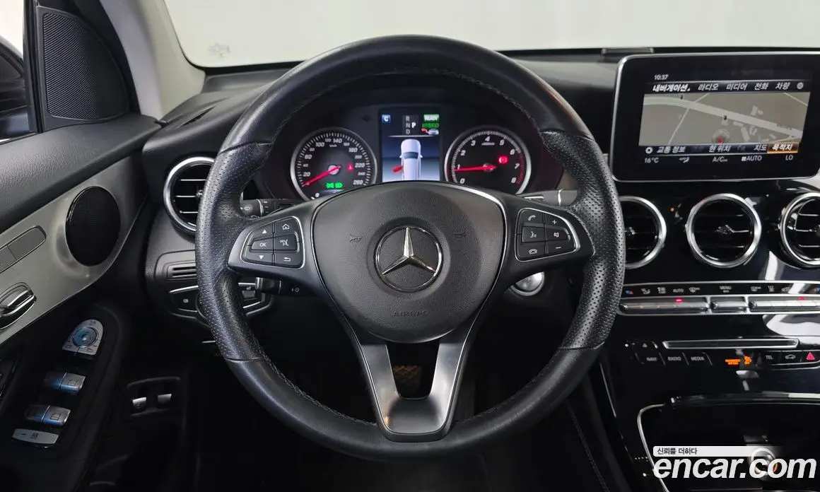 Mercedes-Benz GLC-Class 2018 2.0 автомат (гидро), фото 19 Mercedes-Benz GLC-Class 2018 2.0 автомат (гидро), фото 19
