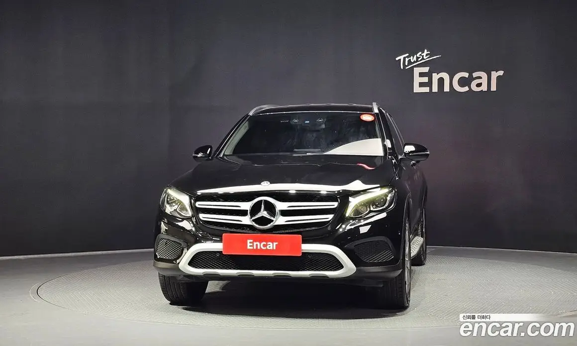 Mercedes-Benz GLC-Class 2018 2.0 автомат (гидро), фото 3 Mercedes-Benz GLC-Class 2018 2.0 автомат (гидро), фото 3