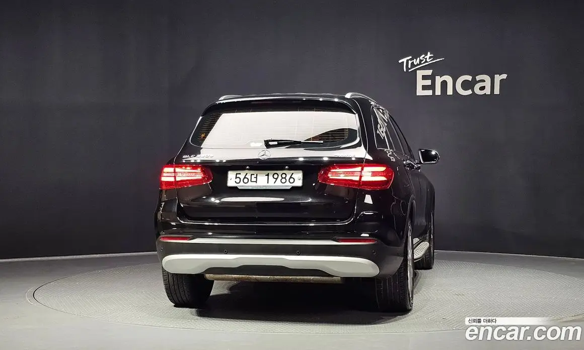 Mercedes-Benz GLC-Class 2018 2.0 автомат (гидро), фото 4 Mercedes-Benz GLC-Class 2018 2.0 автомат (гидро), фото 4