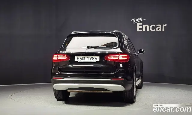 Mercedes-Benz GLC-Class 2018 2.0 автомат (гидро), миниатюра 4 Mercedes-Benz GLC-Class 2018 2.0 автомат (гидро), миниатюра 4