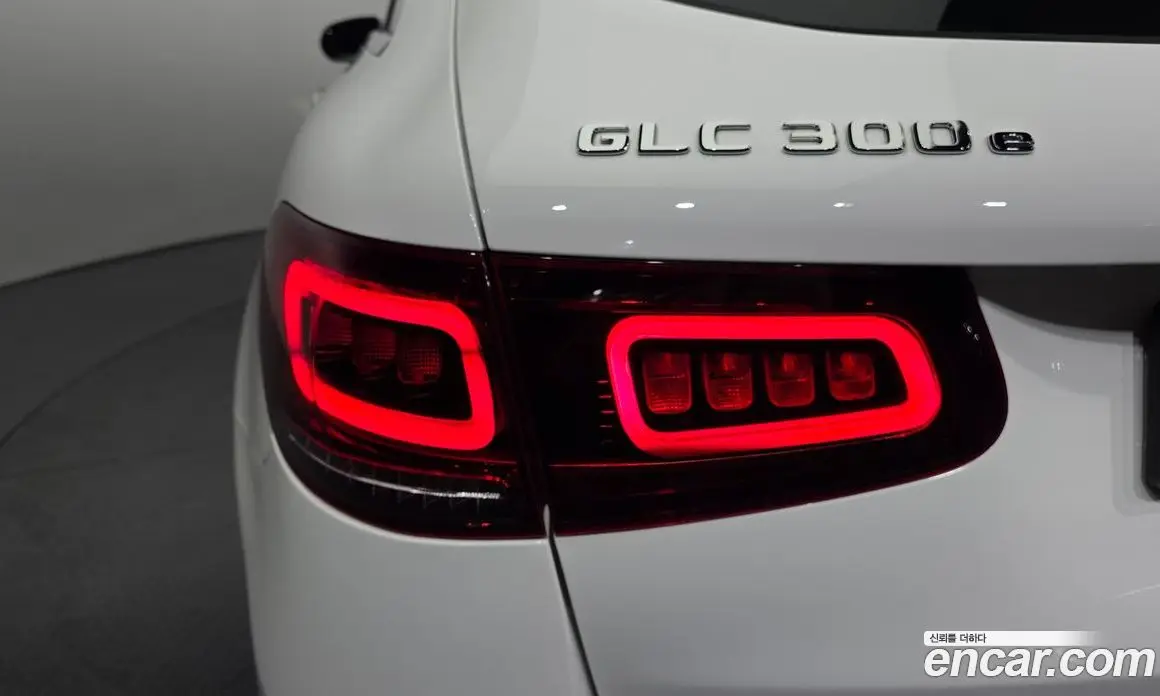 Mercedes-Benz GLC-Class 2021 2.0 автомат (гидро), фото 9