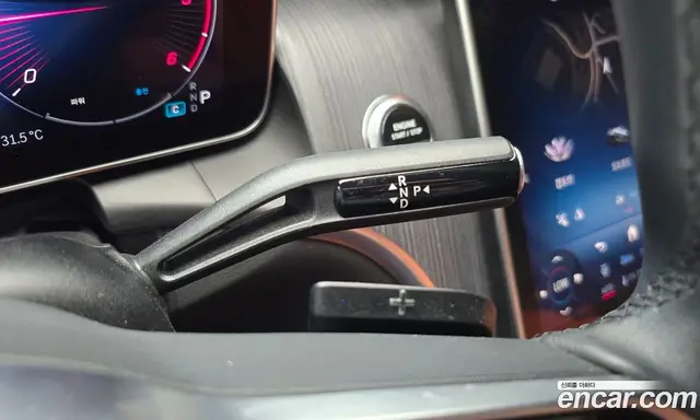 Mercedes-Benz GLC-Class 2024 2.0 автомат (гидро), миниатюра 12