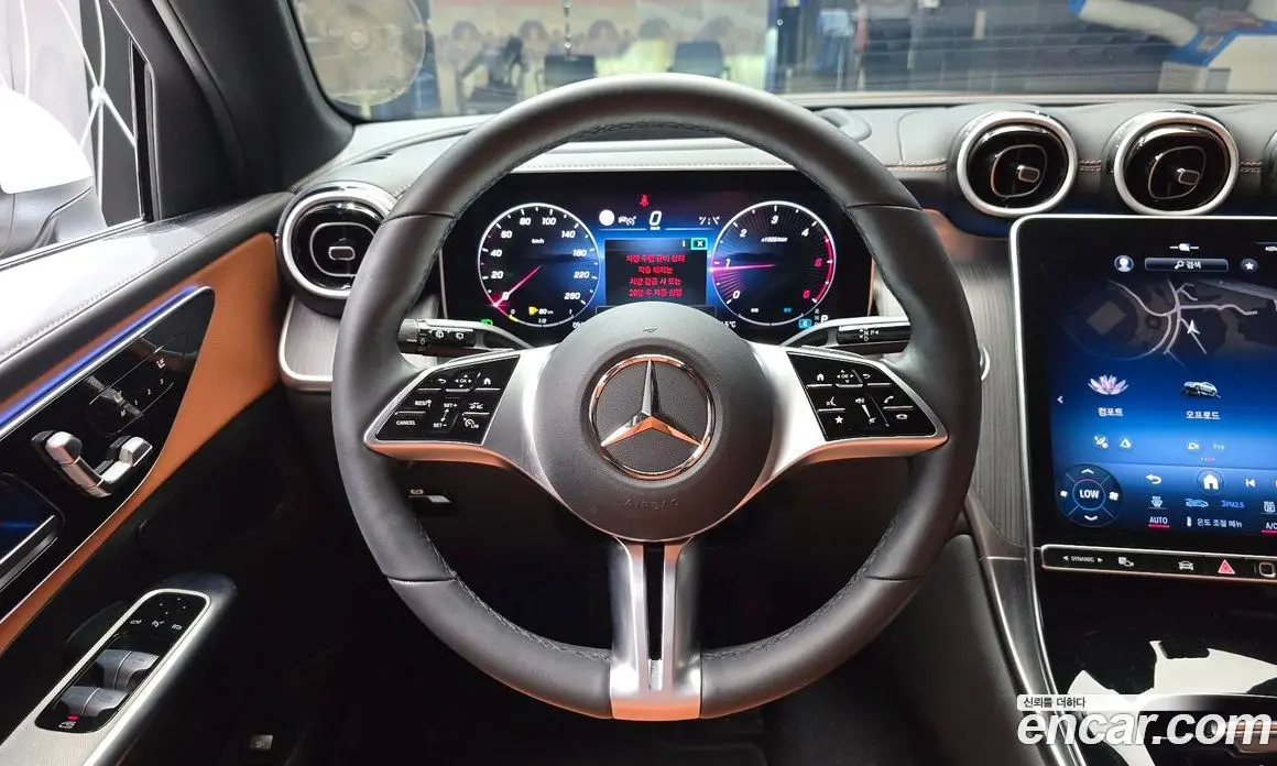 Mercedes-Benz GLC-Class 2024 2.0 автомат (гидро), фото 19 Mercedes-Benz GLC-Class 2024 2.0 автомат (гидро), фото 19