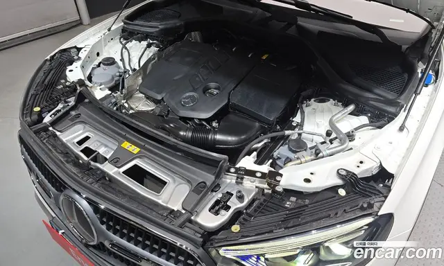 Mercedes-Benz GLC-Class 2024 2.0 автомат (гидро), миниатюра 6 Mercedes-Benz GLC-Class 2024 2.0 автомат (гидро), миниатюра 6