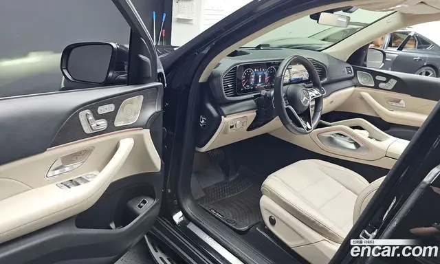 Mercedes-Benz GLE-Class 2023 2.0 автомат (гидро), миниатюра 12