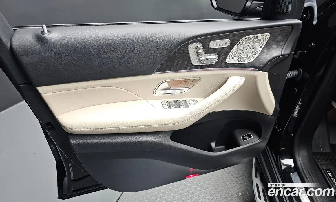 Mercedes-Benz GLE-Class 2023 2.0 автомат (гидро), фото 13