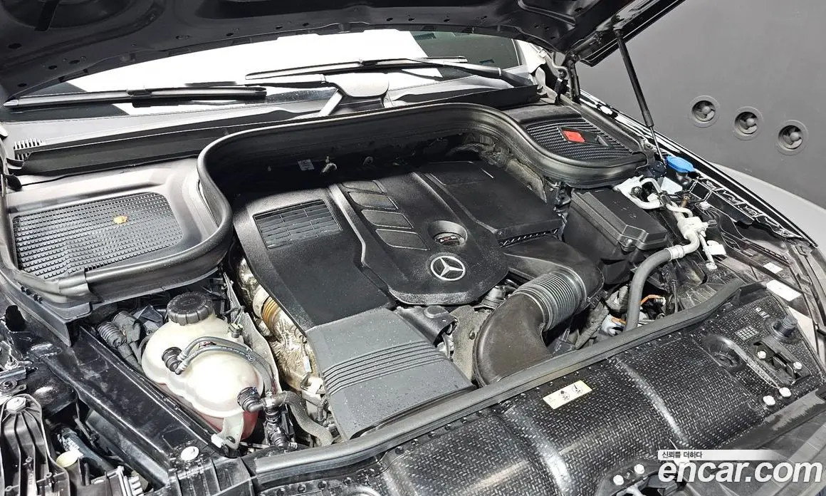 Mercedes-Benz GLE-Class 2023 2.0 автомат (гидро), фото 5