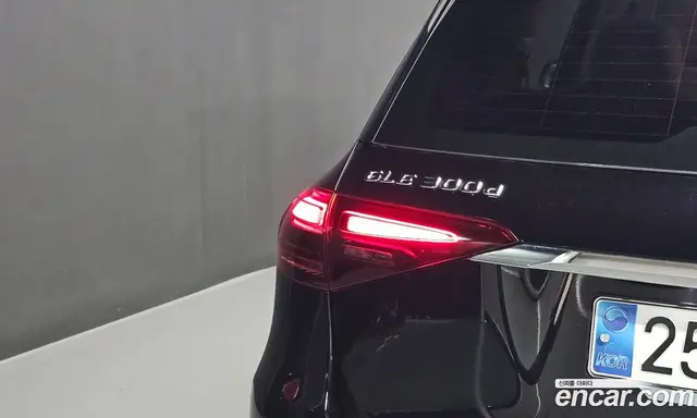 Mercedes-Benz GLE-Class 2023 2.0 автомат (гидро), миниатюра 8