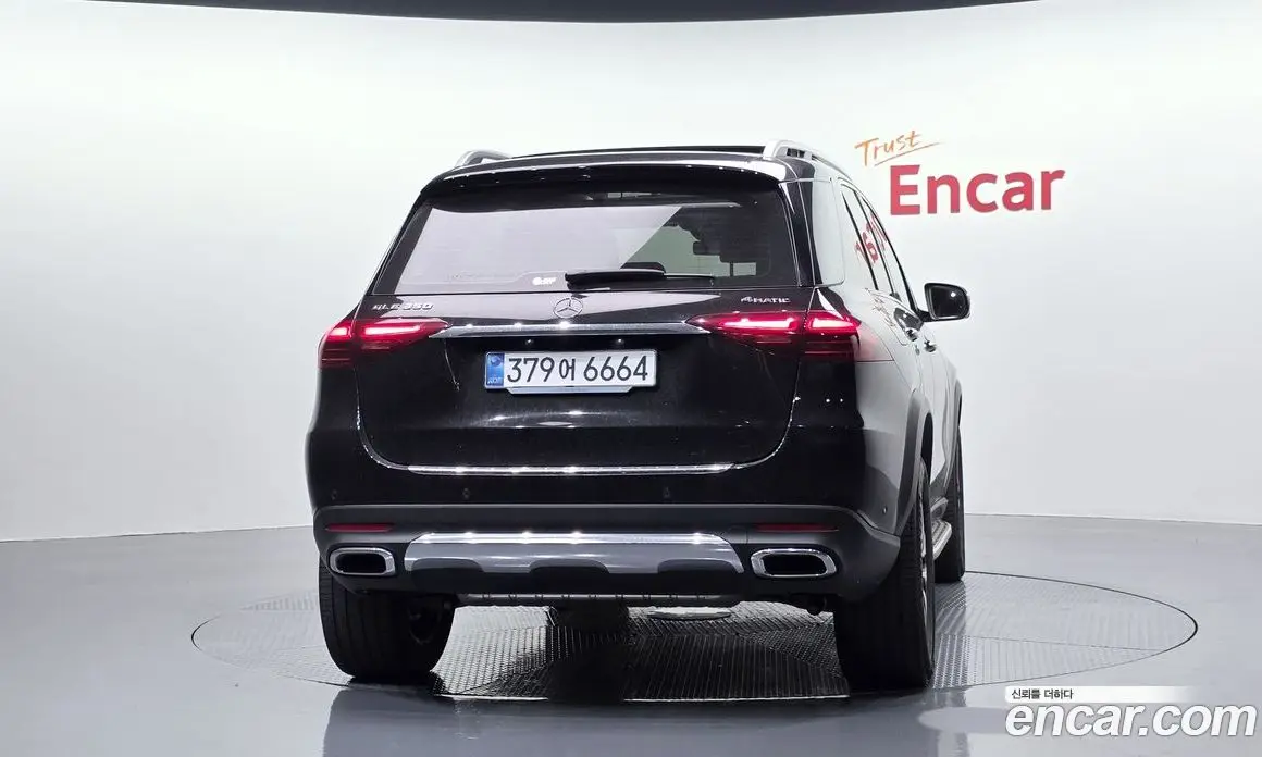 Mercedes-Benz GLE-Class 2025 2.0 автомат (гидро), фото 4