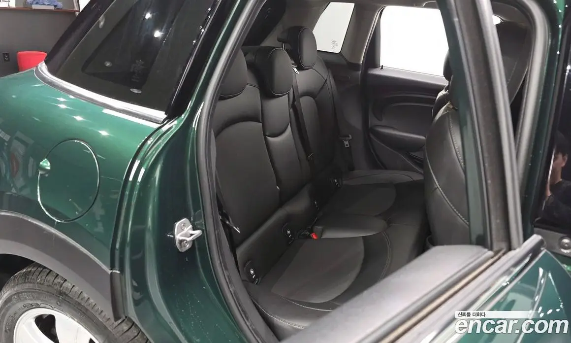 Mini Cooper 2018 1.5 автомат (гидро), фото 17 Mini Cooper 2018 1.5 автомат (гидро), фото 17