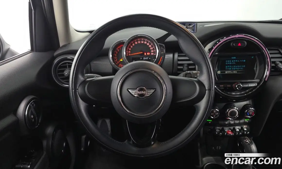 Mini Cooper 2018 1.5 автомат (гидро), фото 20 Mini Cooper 2018 1.5 автомат (гидро), фото 20