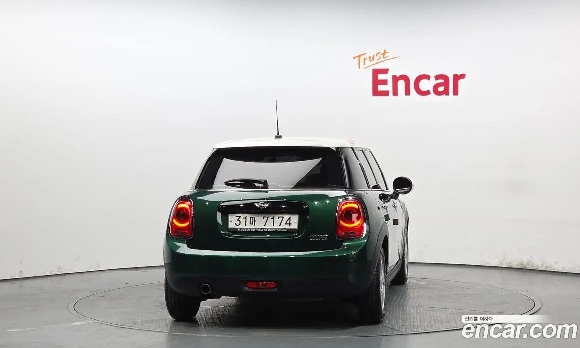 Mini Cooper 2018 1.5 автомат (гидро), фото 4 Mini Cooper 2018 1.5 автомат (гидро), фото 4